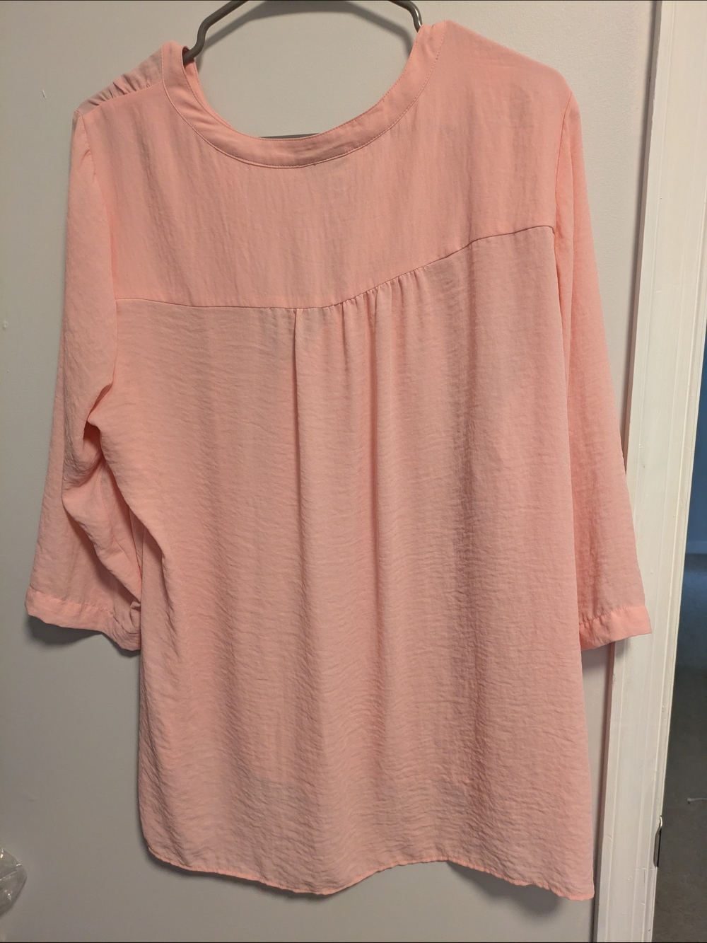 Sheer Split-Neck Tunic High Low Slouchy Textured Pink Flowy 3/4 Sleeves Hi Low - Picture 2 of 5